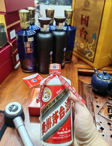 重庆回收茅台酒 酱香老酒 名酒洋酒 收购茅台酒的商家